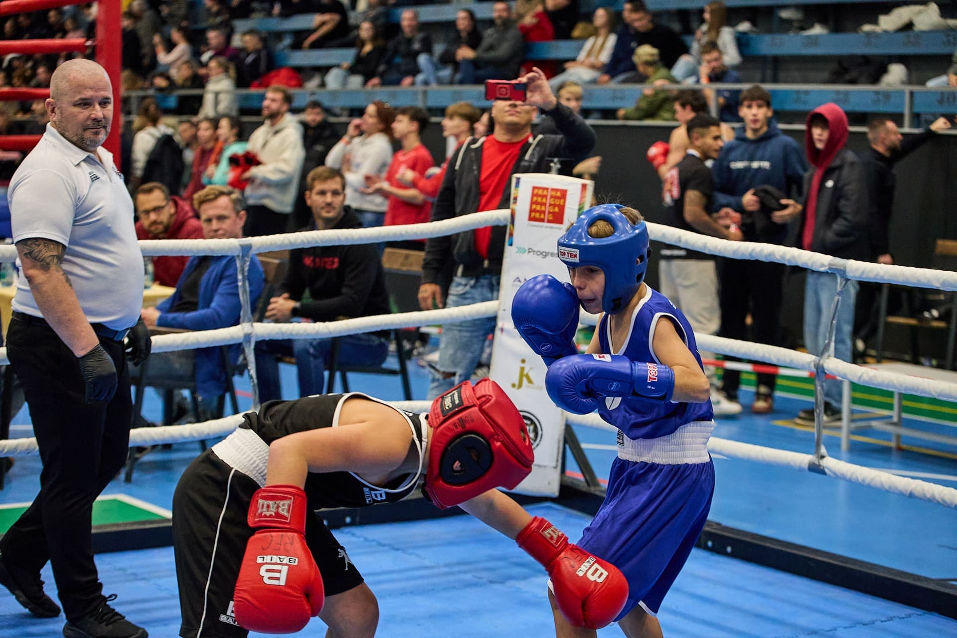 Národní liga boxu "O pohár senátora Hraby" - 24-11-17_R6II6313.jpg