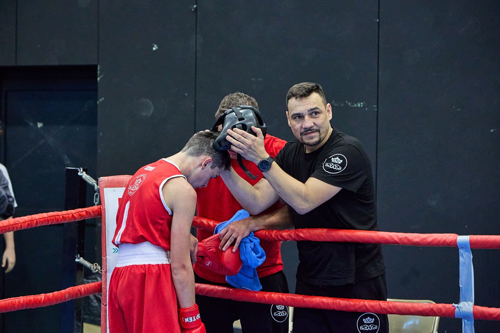 Národní liga boxu "O pohár senátora Hraby" - 24-11-17_R6I_1605.jpg